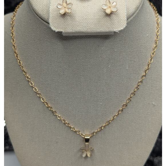 Flower Petal Necklace and Earrings Set - Picture 6 of 7